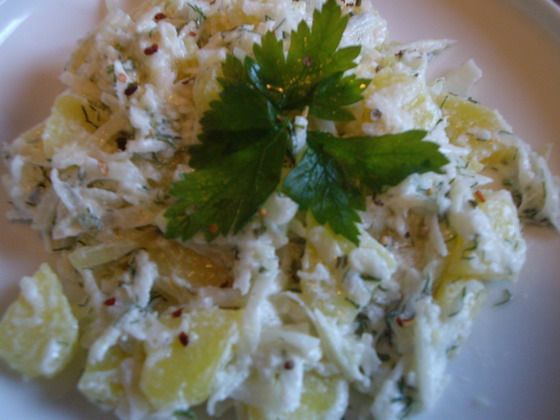 http://xlebsolj.ru/wp-content/uploads/2012/09/kartofeljnij-salat-s-redjkoj.jpg