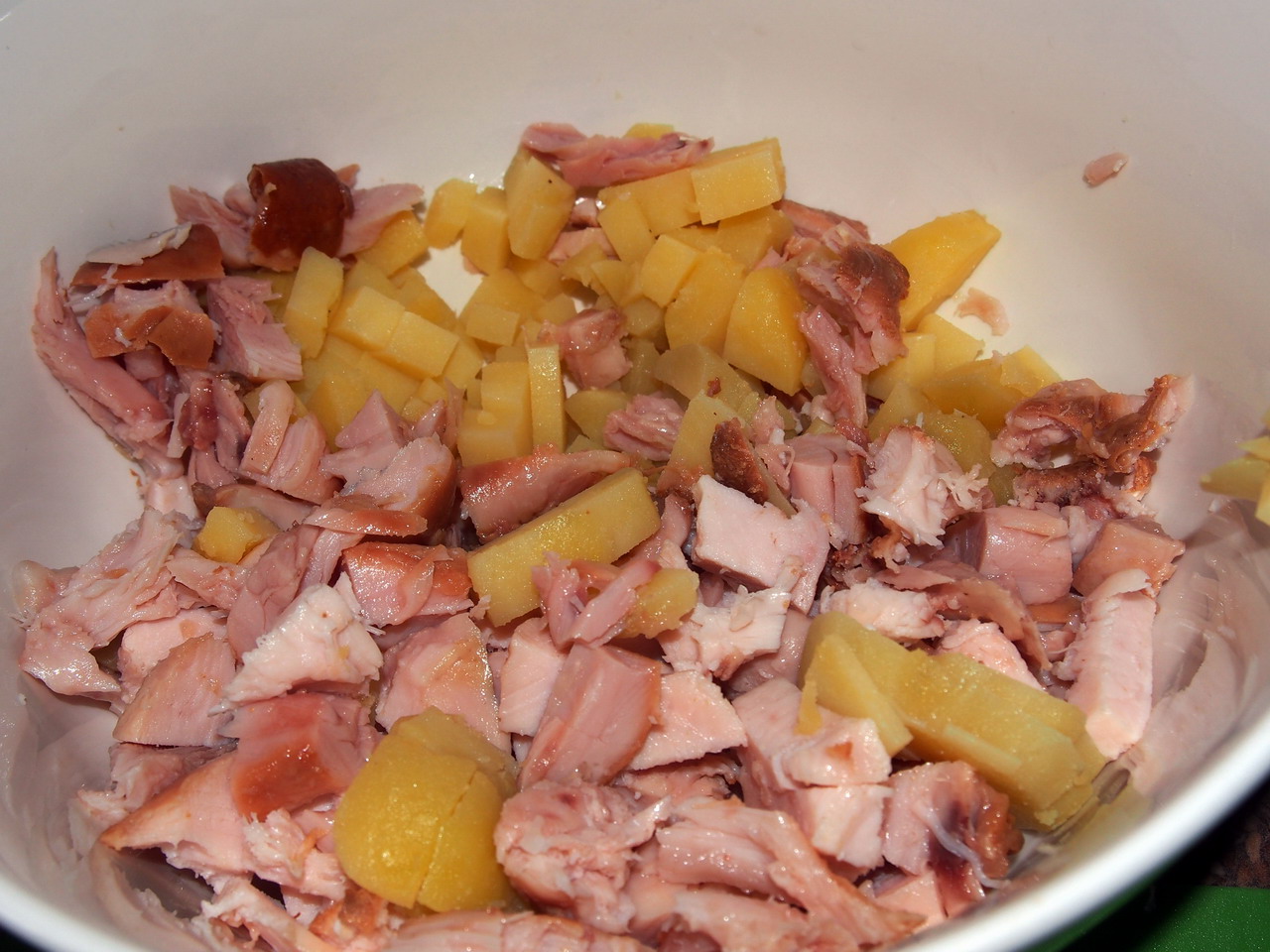 Салат из копченой курицы с помидорами рецепт Салат из копченой курицы с помидорами рецепт